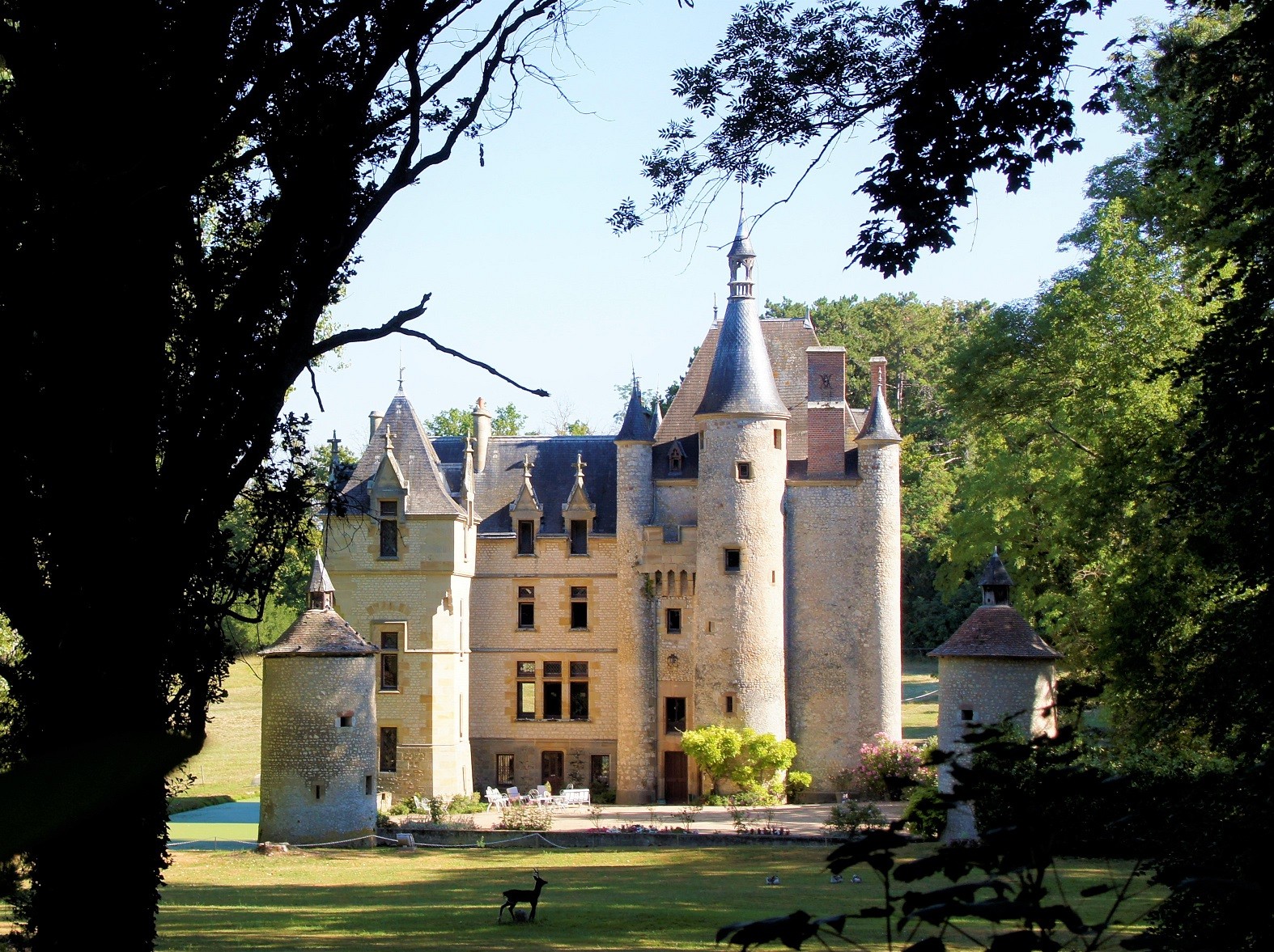 Chateau de Laugère