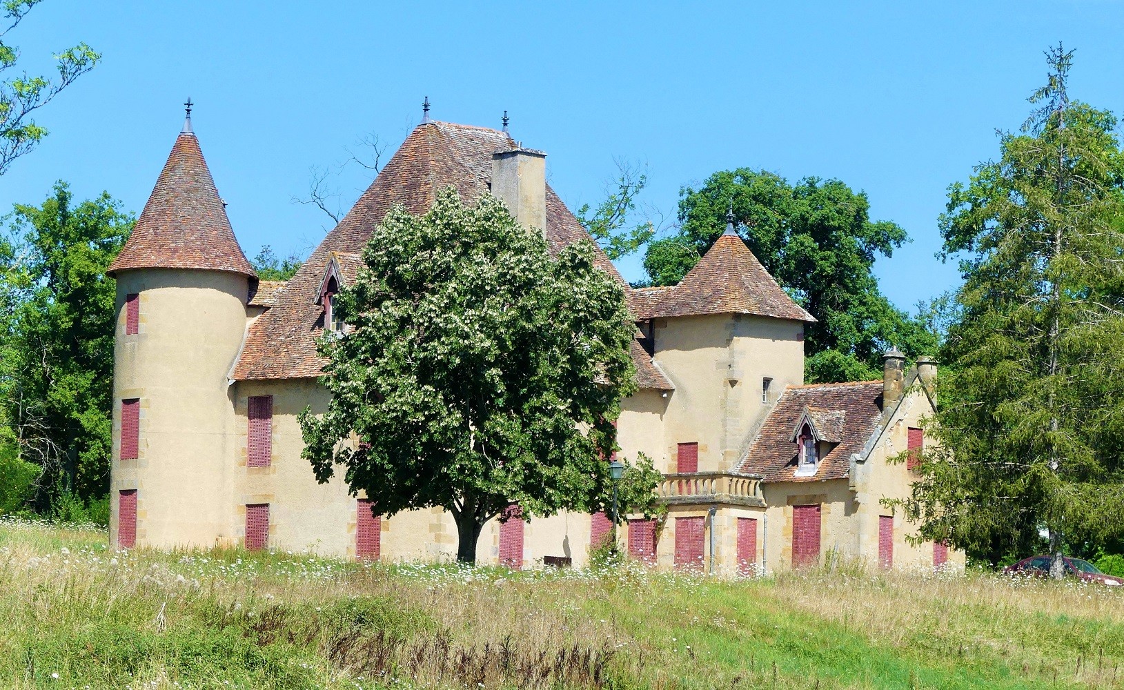 Chateau de Monceau