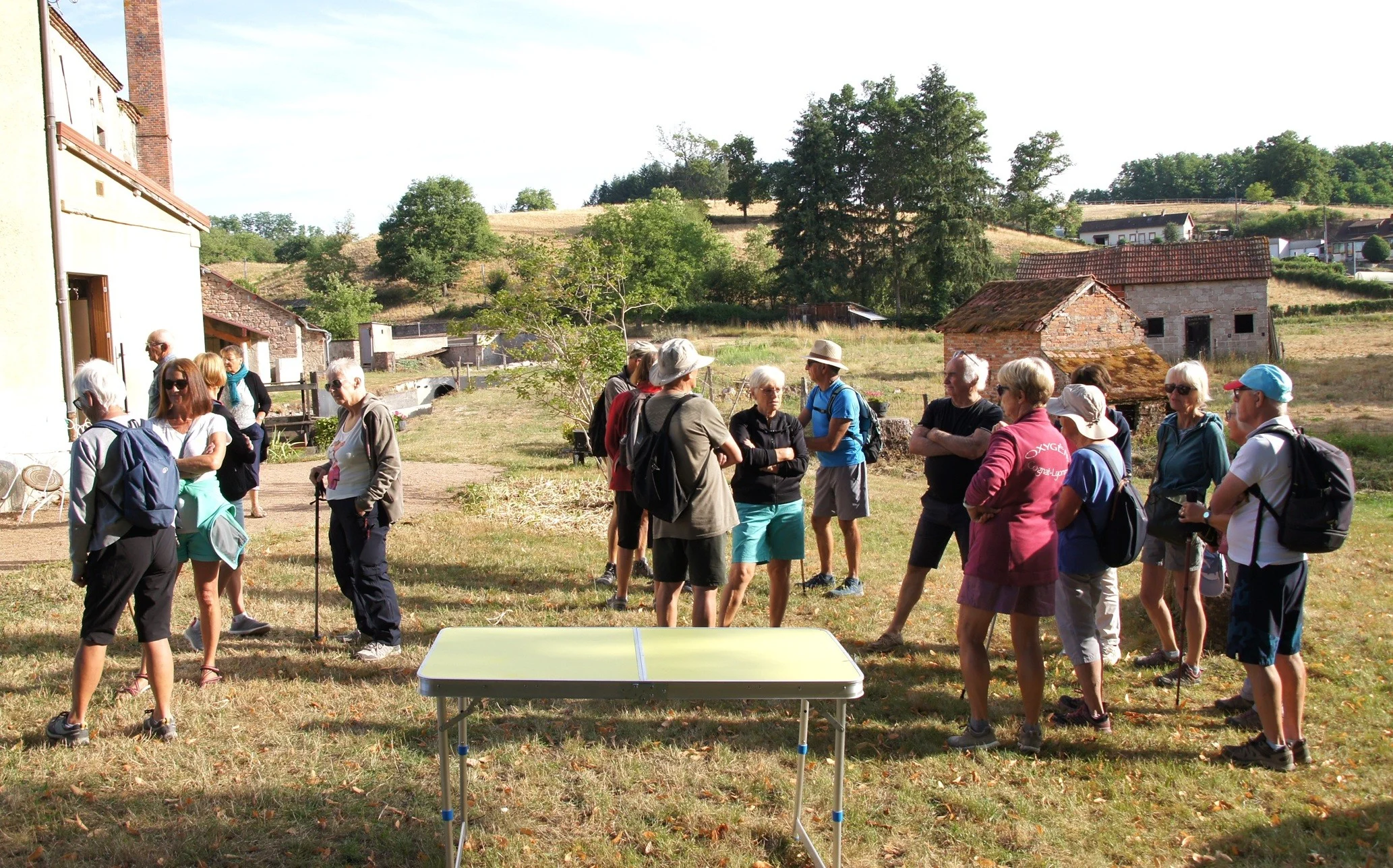 Les randonneurs au depart du moulin de Montciant-2 