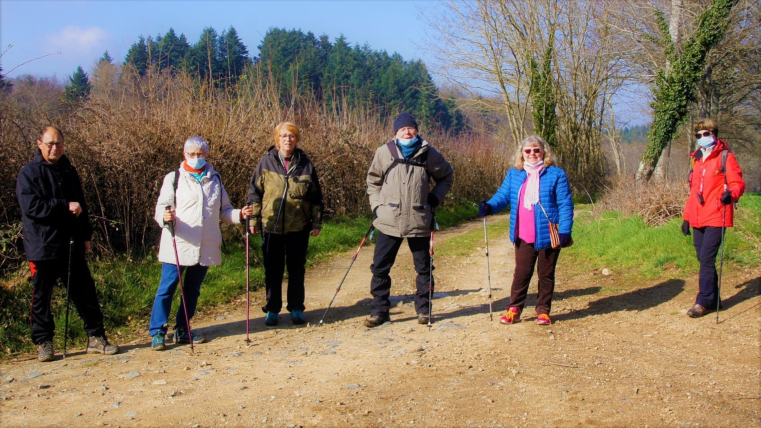 Marcheurs à Ferriéres sur Sichon1 mars 2021