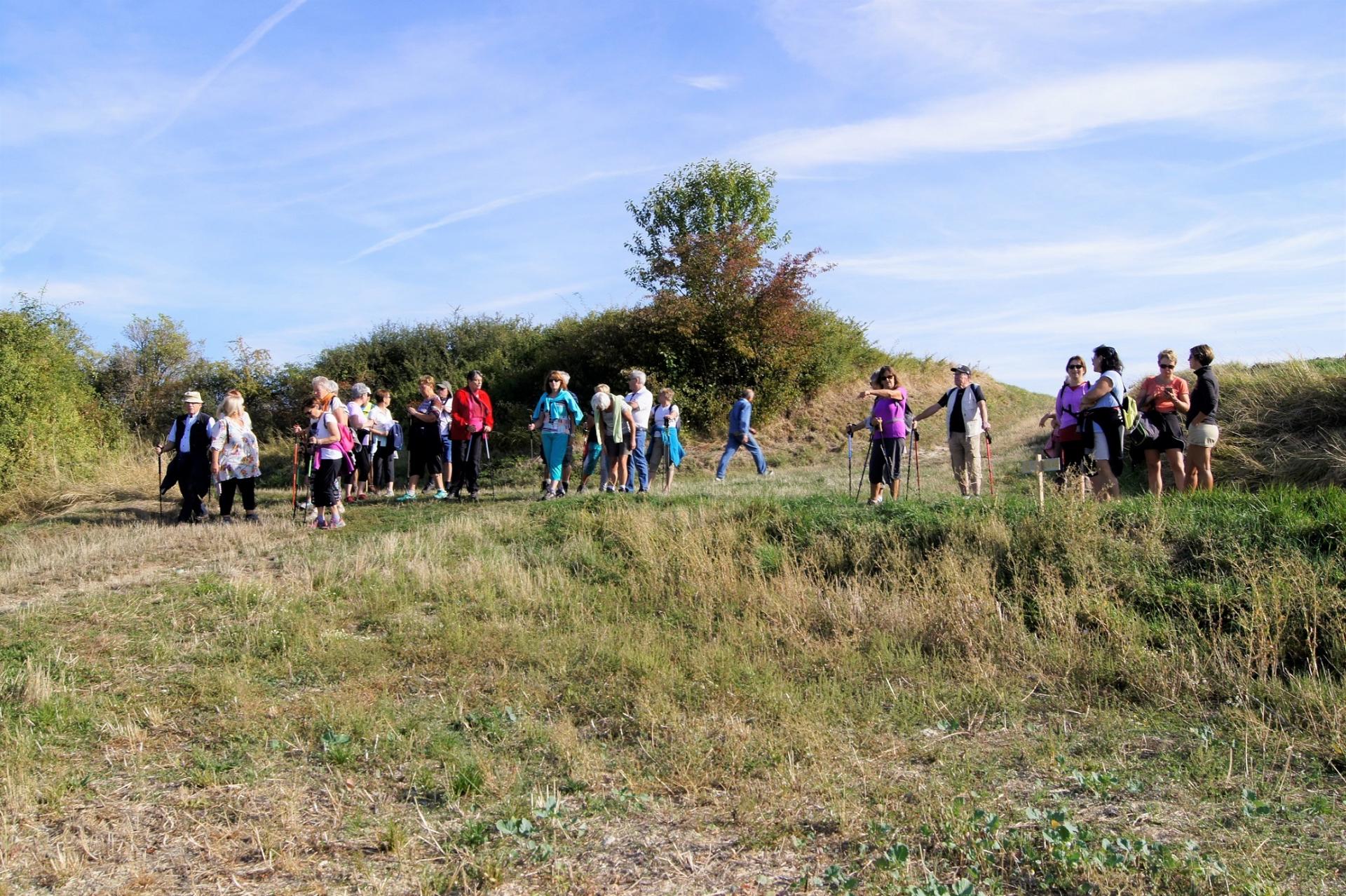 Marcheurs a Ussel d'Allier