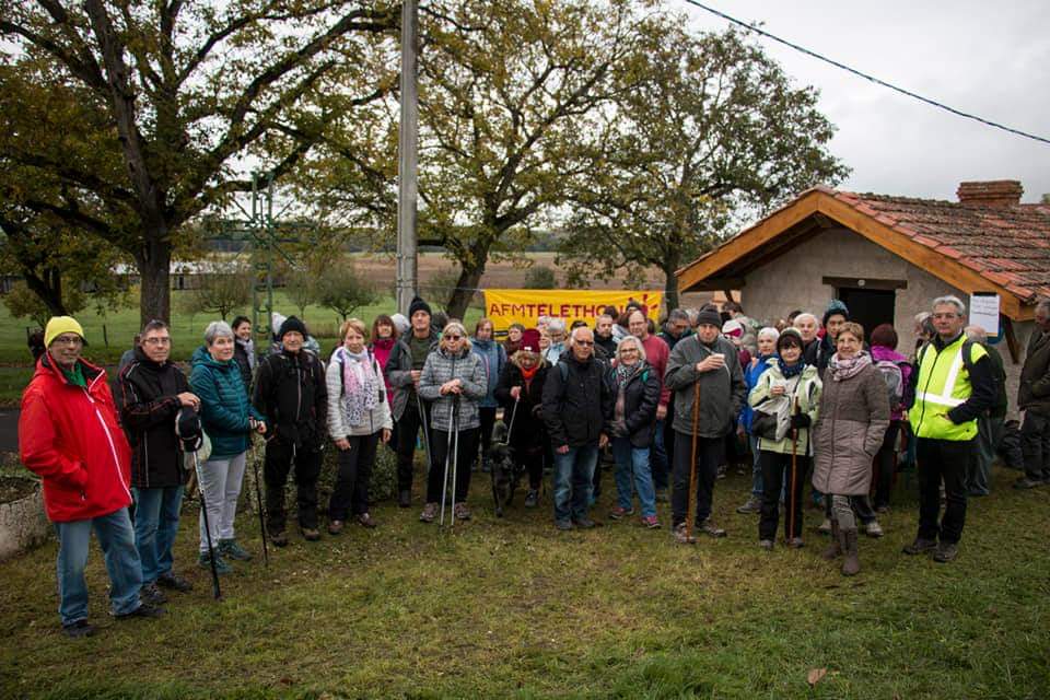 Marcheurs à Vinzelles2 novembre 2019