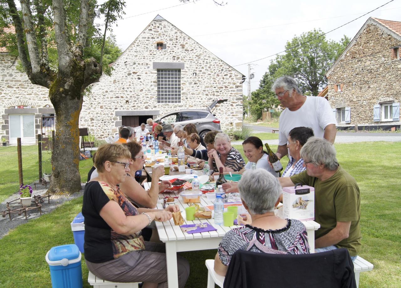 Pique-nique Gour de Tazenat-1 juin 2015
