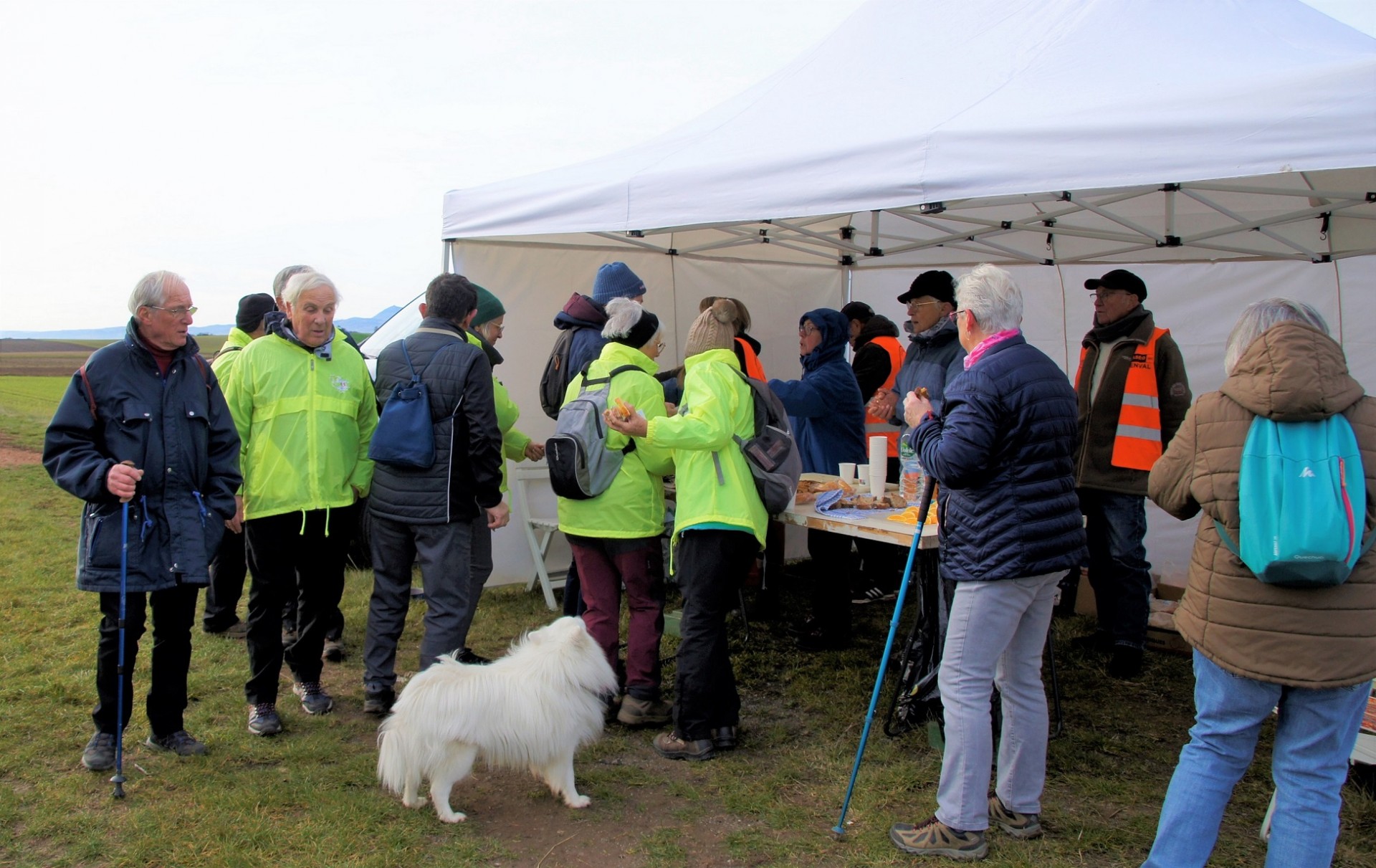 Ravitaillement sur les chemins de Chaptuzat