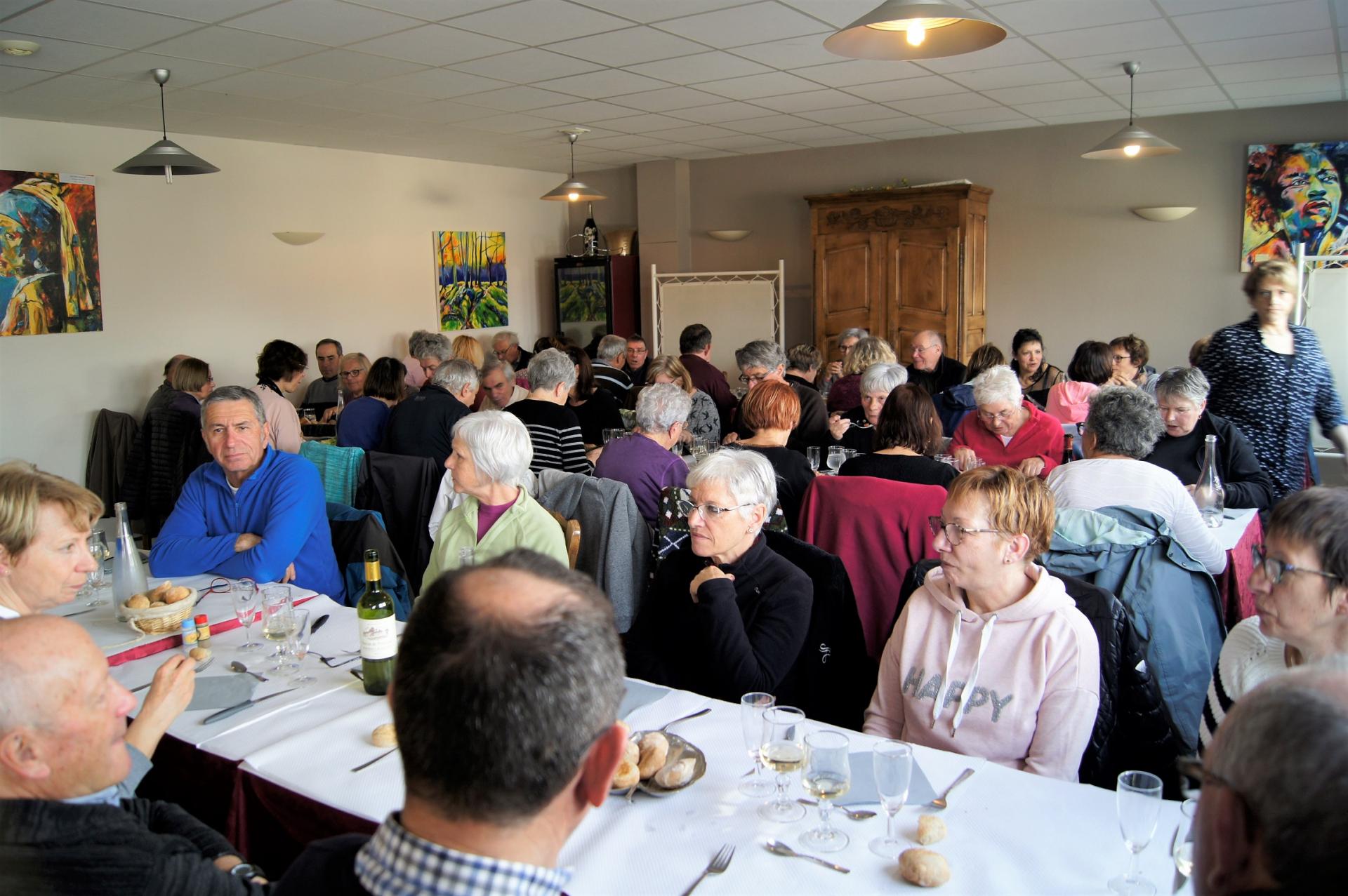 Repas de la marche à Pulverieres