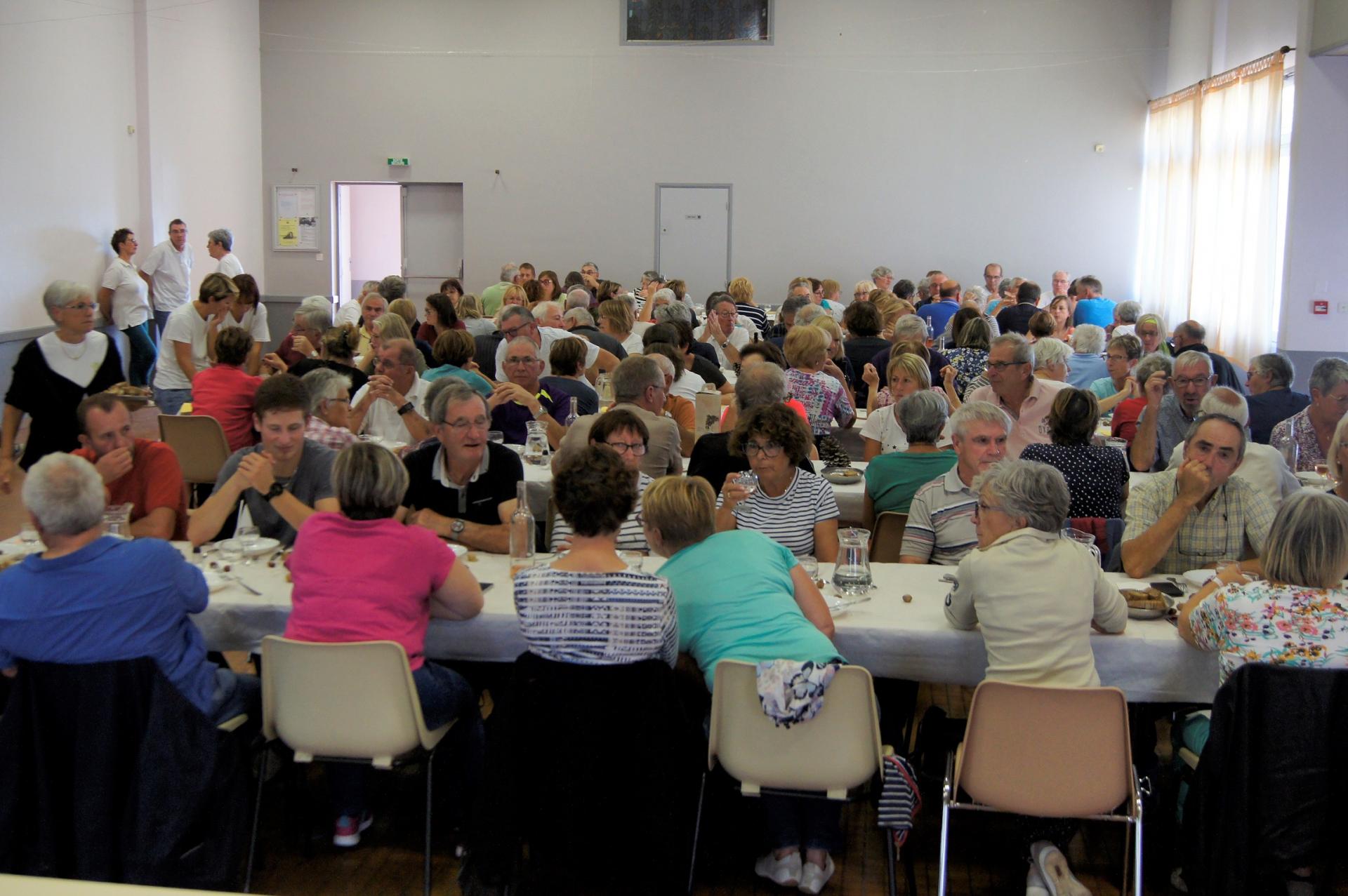 Repas marche des noyers 2019