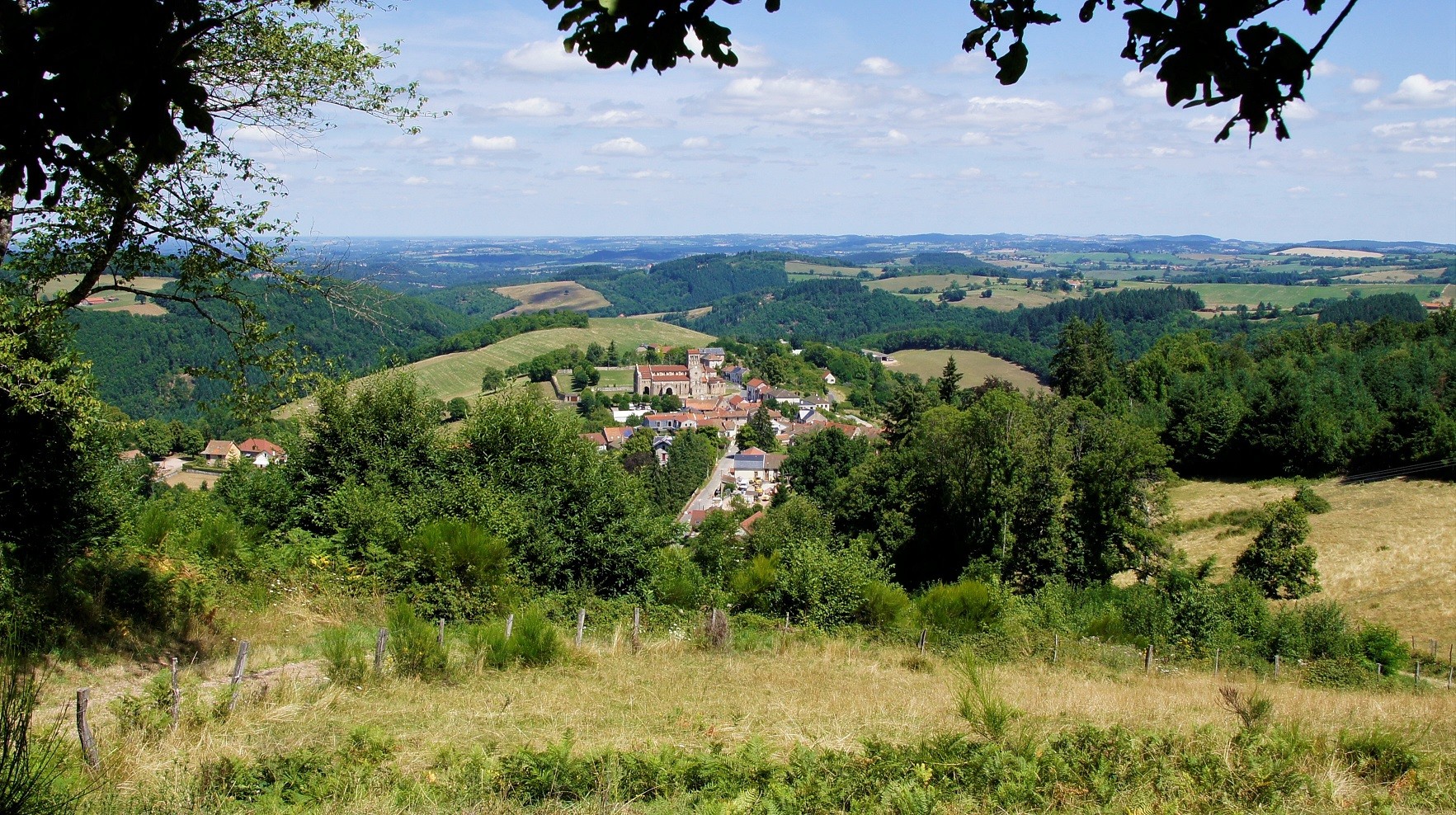 Vue sur Chatel Montagne